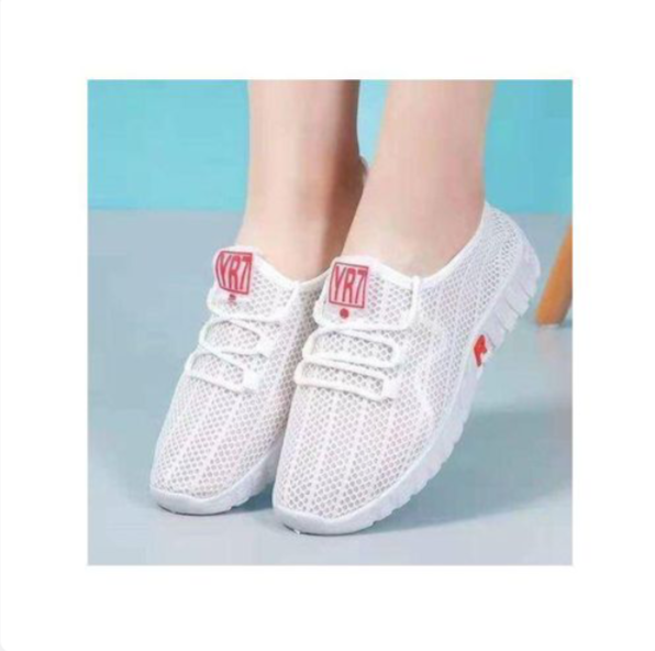 Baskets taille 37-38-39-49